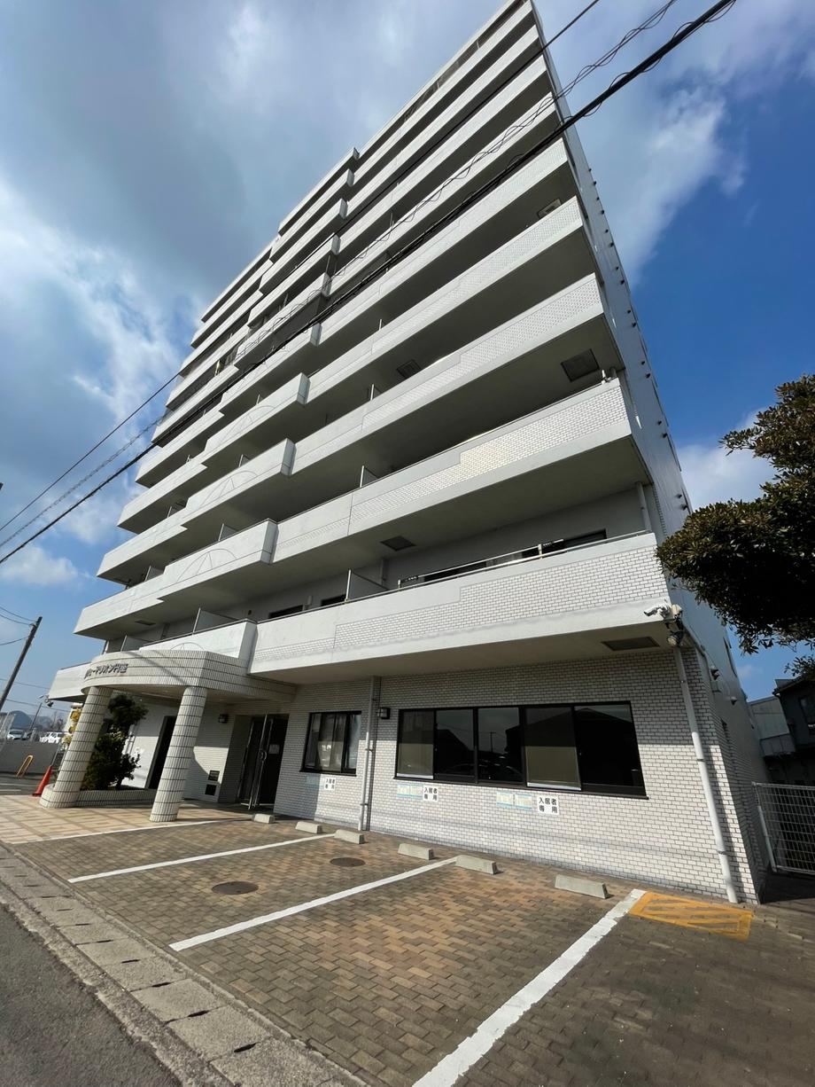 3DK apartment in Takamatsu, Kagawa - Photo 1