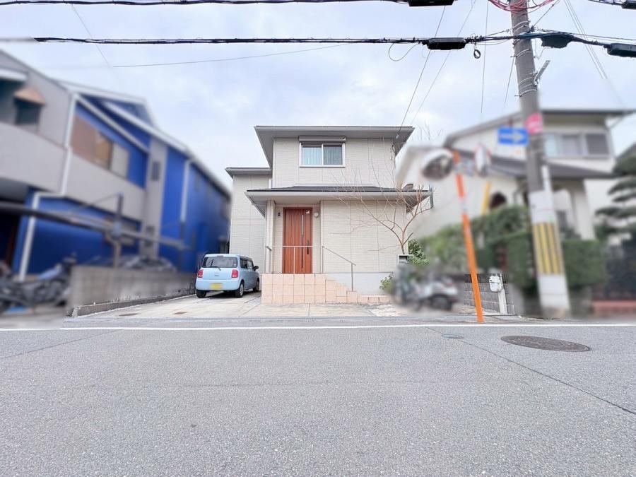 Custom-Built 3LDK House in Hirakata - Photo 1