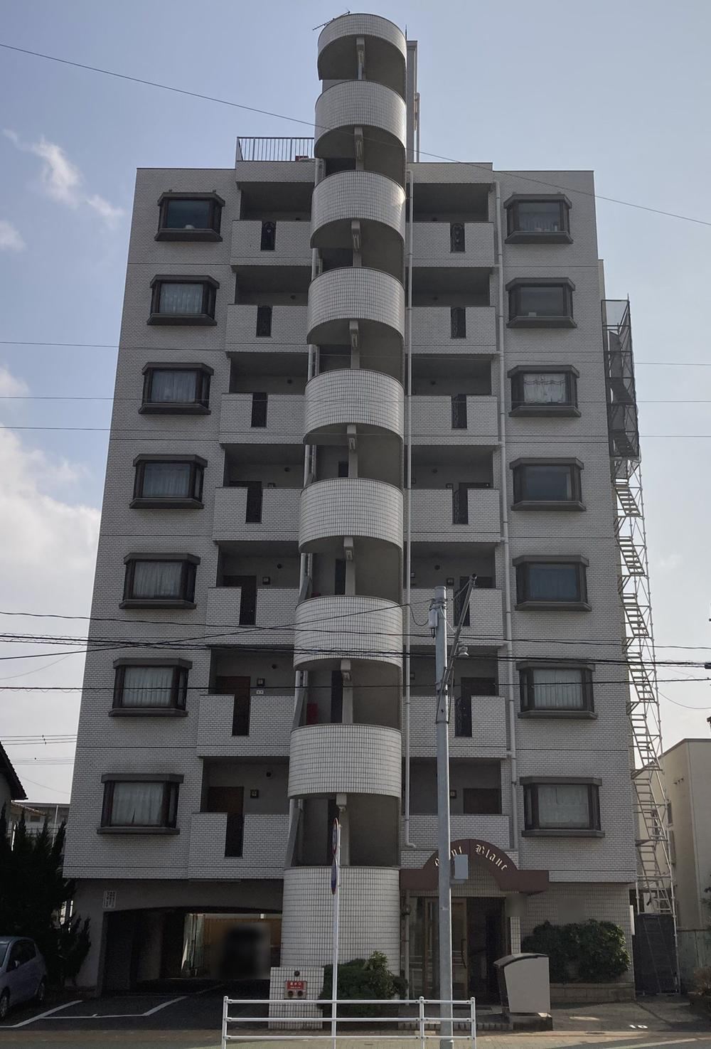 4LDK apartment in Yahatanishi Ward, Kitakyushu, Fukuoka - Photo 1