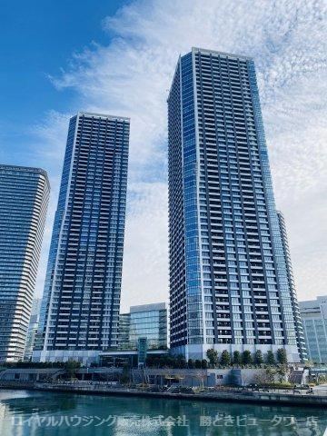 2LDK+S apartment in Chuo Ward, Tokyo - Photo 1