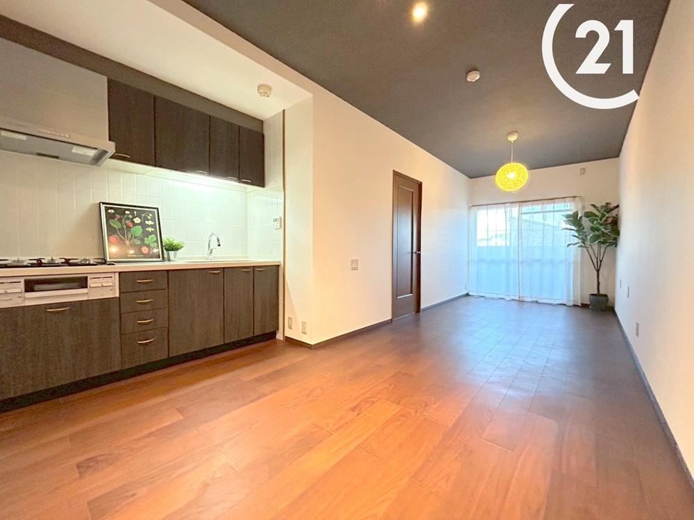 2LDK apartment in Nishiyodogawa Ward, Osaka - Photo 1