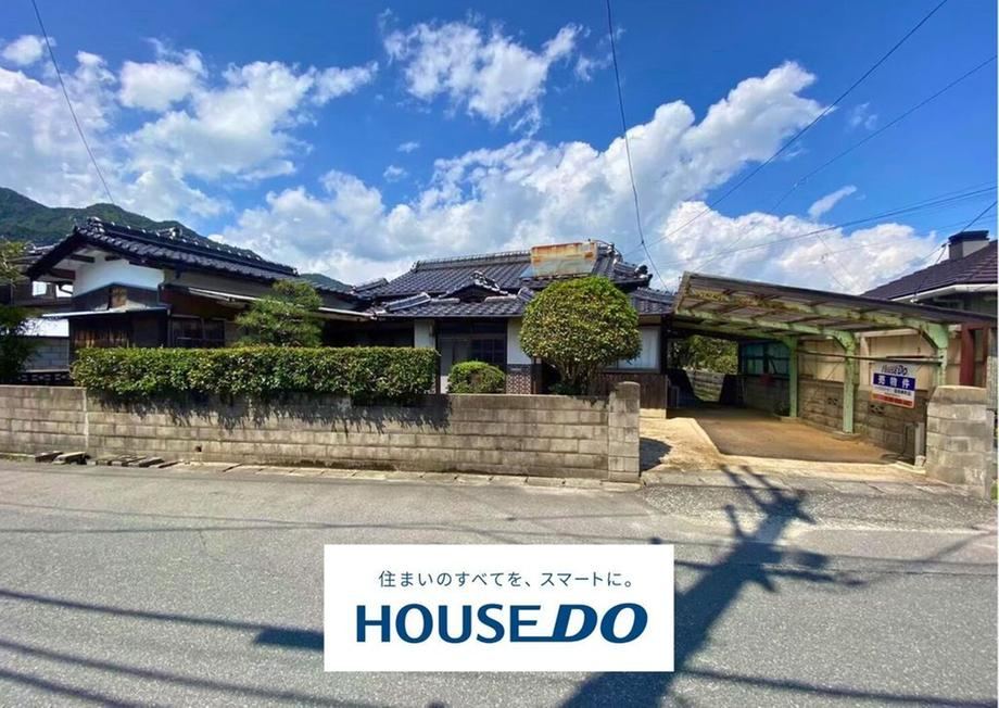 Charming 5LDK Detached House Near Banana Bay - Photo 1