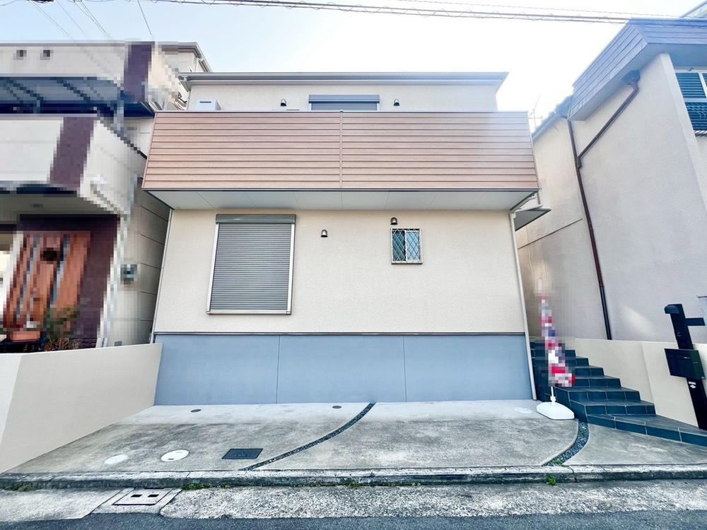 Spacious 3LDK Home in Higashi Sakai - Photo 1