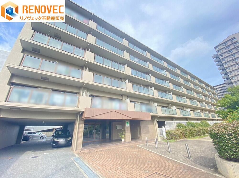 3LDK apartment in Sakai Ward, Sakai, Osaka - Photo 1