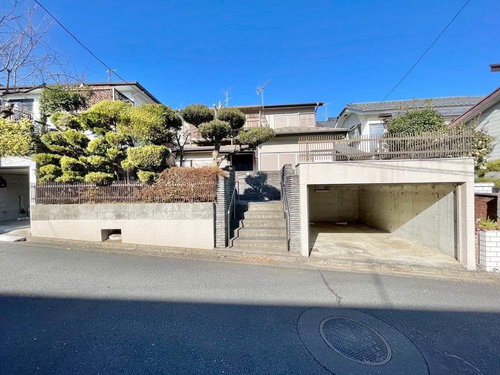 Bright 4LDK Home with Garden in Iruma City - Photo 1