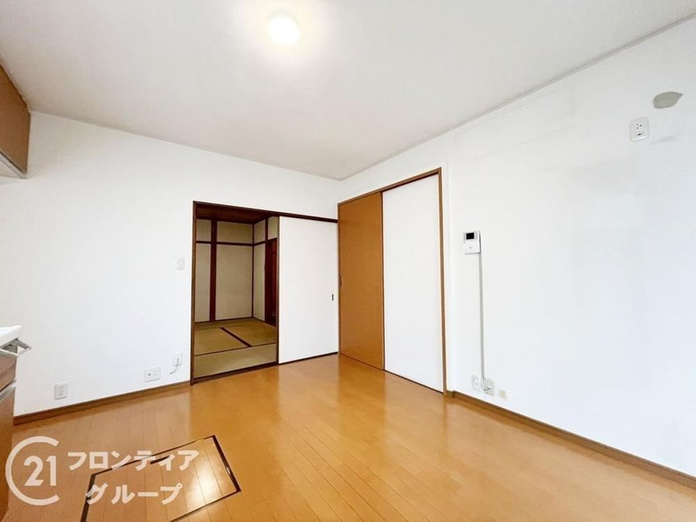 Spacious 4LDK House Near Kintetsu Goryo Station - Photo 1