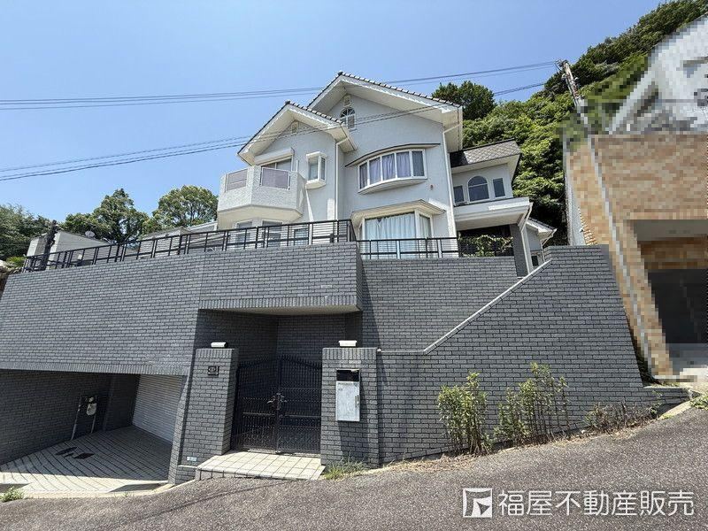 Spacious 4LDK with Ocean View in Nishinomiya - Photo 1