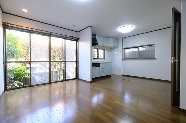 3LDK house in Asakita Ward, Hiroshima - Photo 1