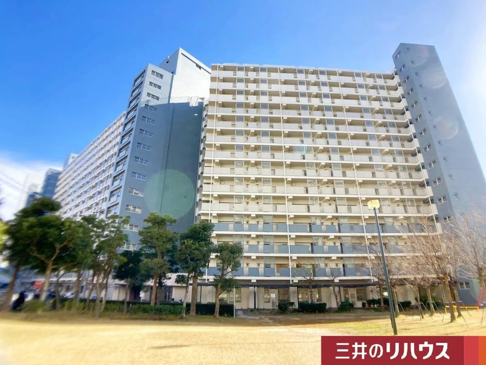 3LDK apartment in Nishinomiya, Hyogo - Photo 1