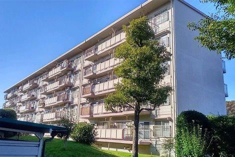 Affordable 3DK Apartment in Sakado - Photo 1