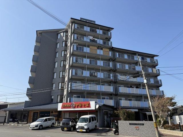 3LDK apartment in Wakayama, Wakayama - Photo 1