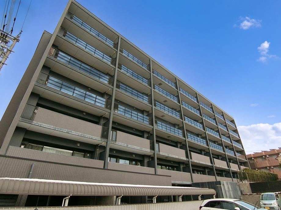 4LDK apartment in Kanazawa, Ishikawa - Photo 1