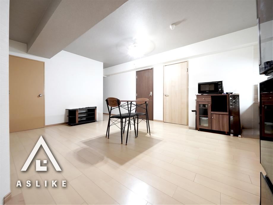 Versatile 4DK Apartment in Minami-Hanashima - Photo 1