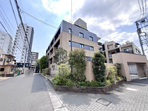 Charming 1LDK+S Apartment Near Komazawa University - Photo 1
