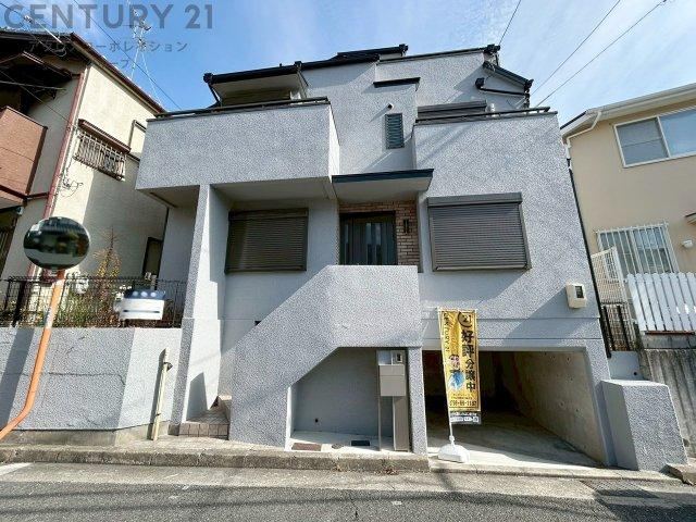 Renovated 4DK House in Ikegaya - Photo 1