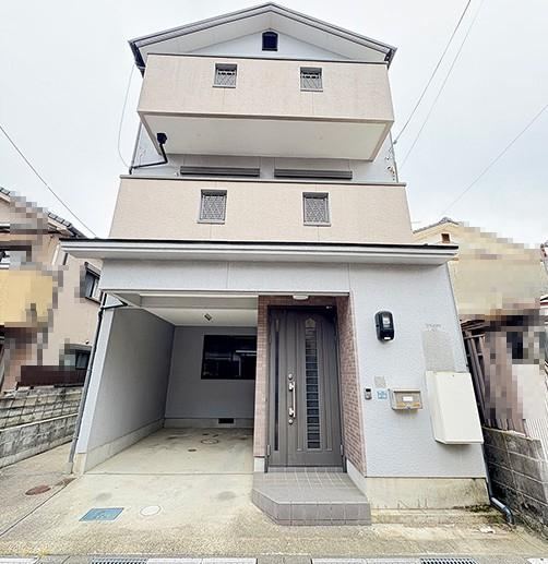 3LDK Renovated Home in Nagaokakyo - Photo 1