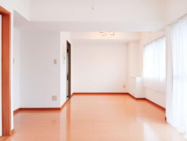 2LDK Apartment with Exclusive Parking in Miyamae, Kawasaki - Photo 1