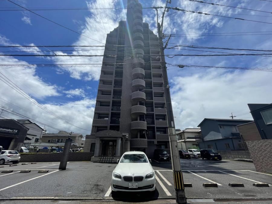 5LDK apartment in Oita, Oita - Photo 1