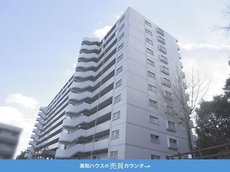 3LDK apartment in Kochi, Kochi - Photo 1