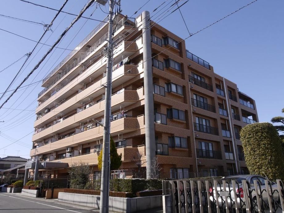 Spacious 4LDK Apartment in Kumagaya - Photo 1