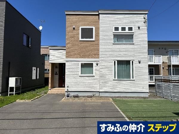 4LDK house in Higashi Ward, Sapporo, Hokkaido - Photo 1