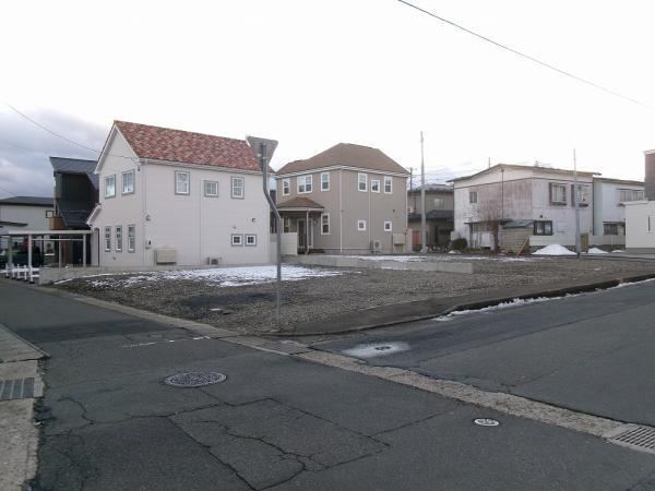 Land for Sale in Ueno Town Near Schools - Photo 1