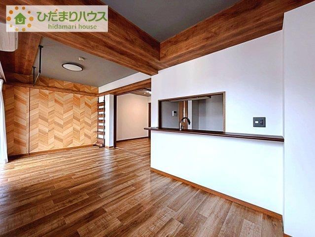Fully Renovated 3LDK Apartment Near Tenno-dai Station - Photo 1