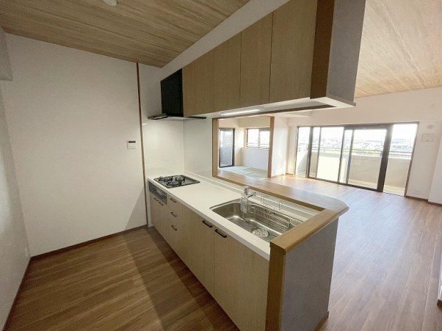 4LDK apartment in Yanagawa, Fukuoka - Photo 1