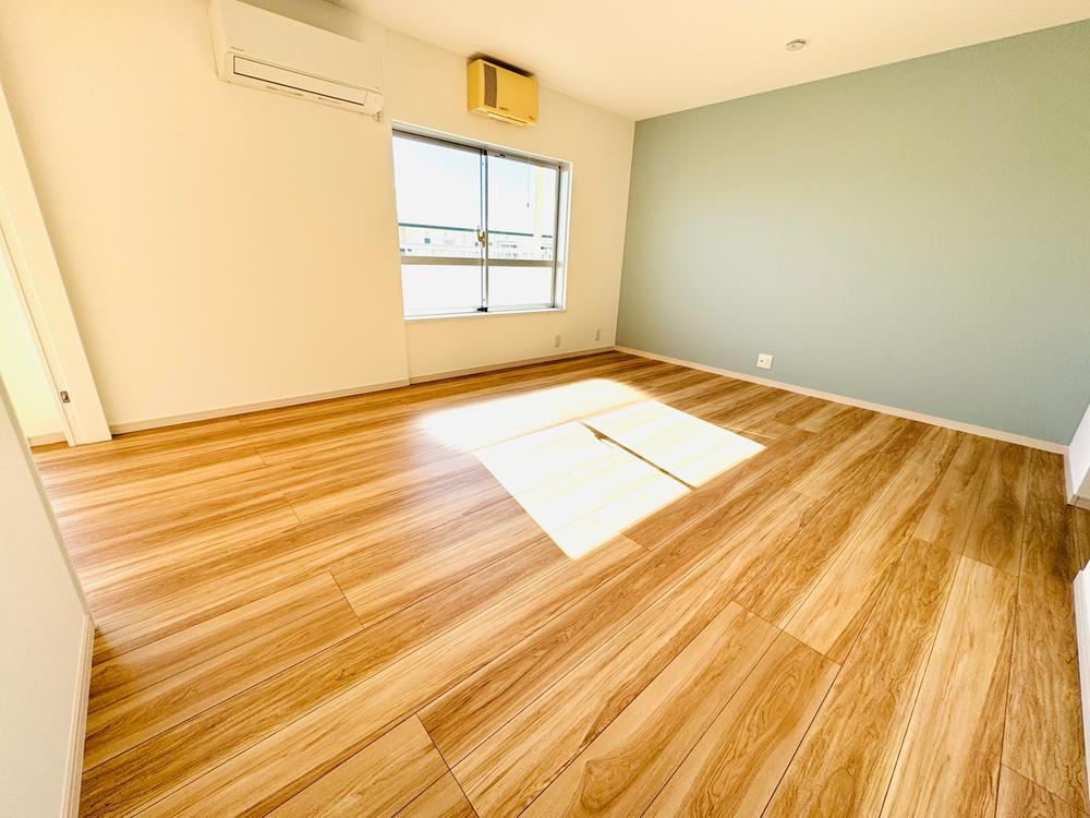 Modern 3LDK Apartment in Unomori, Sagamihara - Photo 1