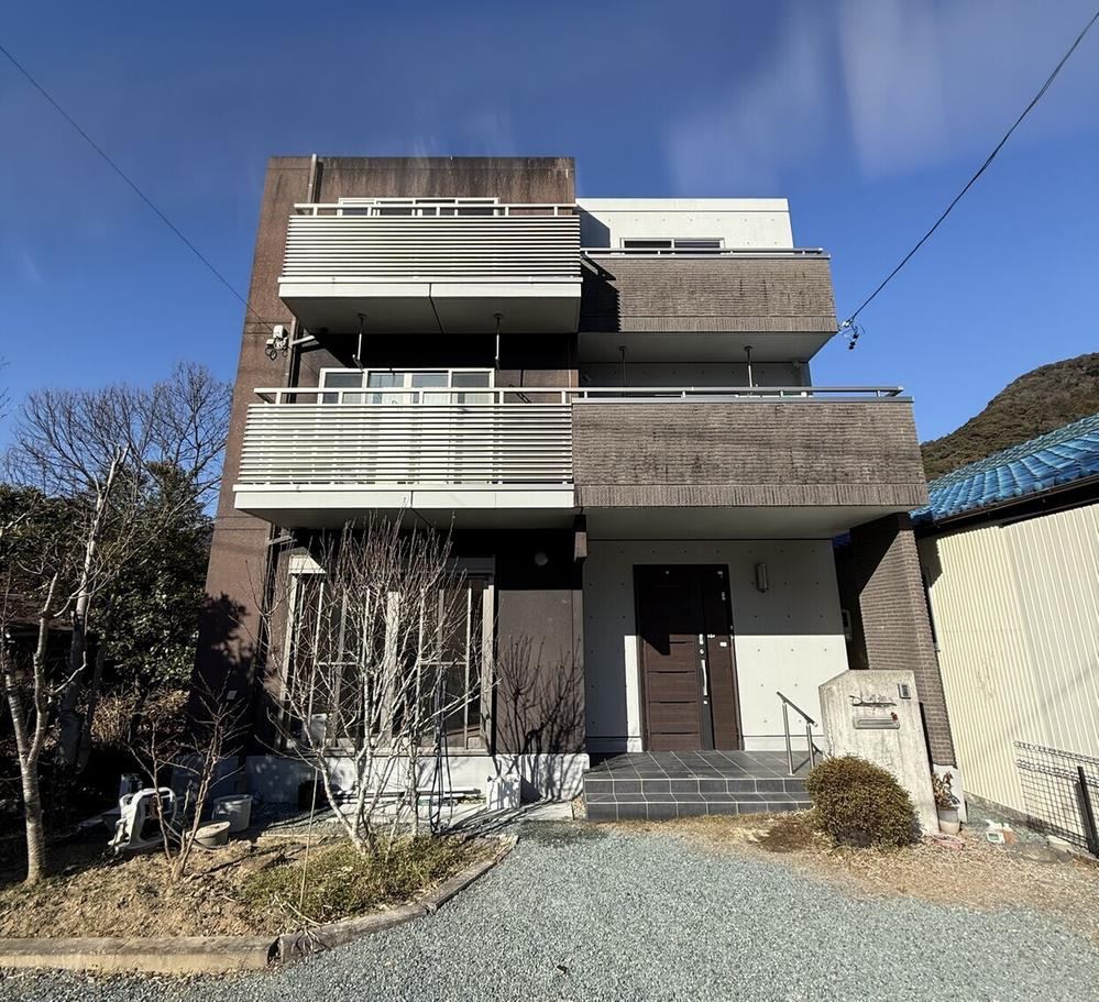 4LDK+S house in Aoi Ward, Shizuoka - Photo 1