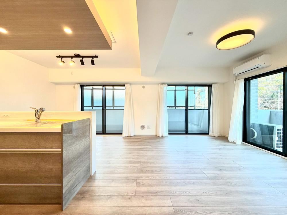 3LDK Apartment in Tanana, Yokohama with Upcoming Viewing Event - Photo 1