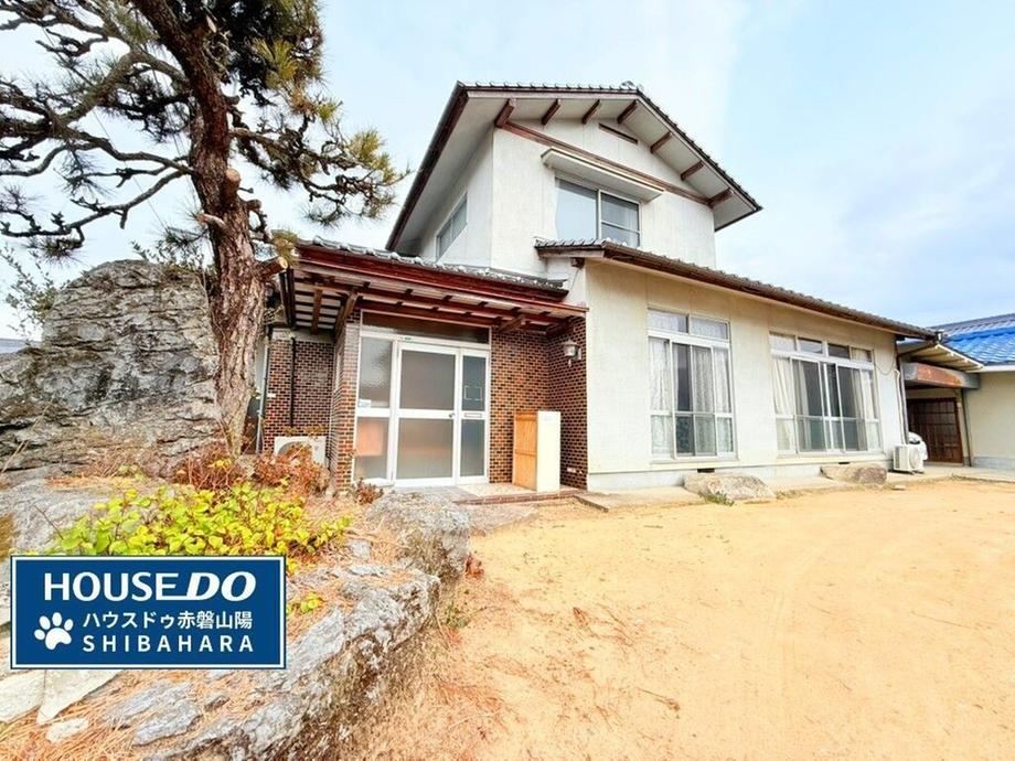 6LDK house in Akaiwa, Okayama - Photo 1