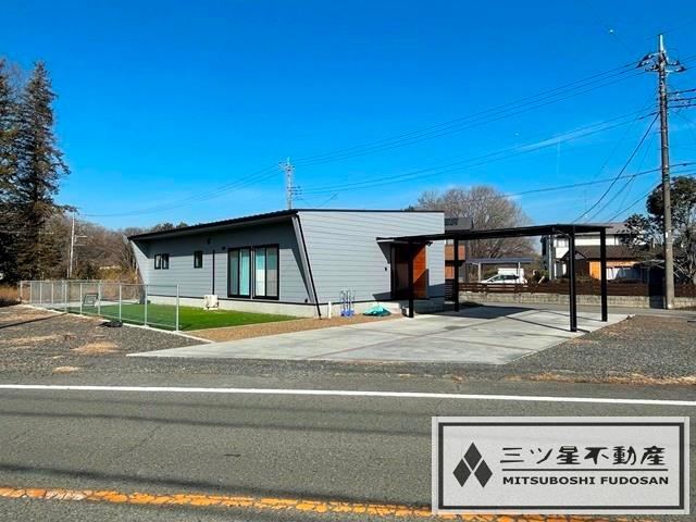 Newly Built 3LDK Bungalow with Natural Materials in Haga - Photo 1