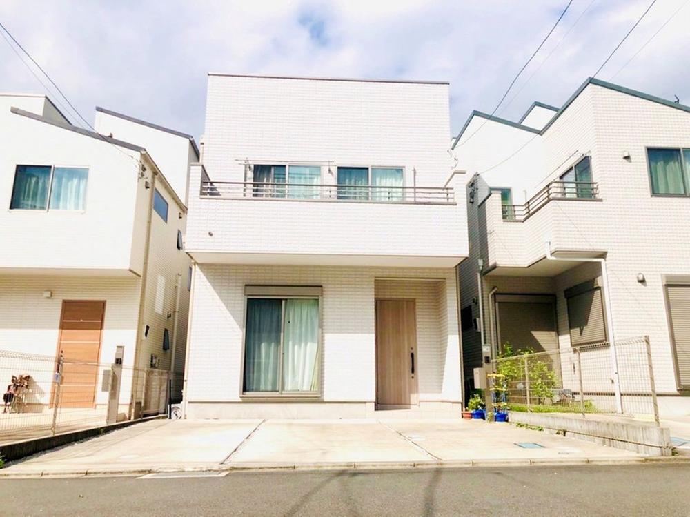Spacious 5LDK Home in Midori - Photo 1