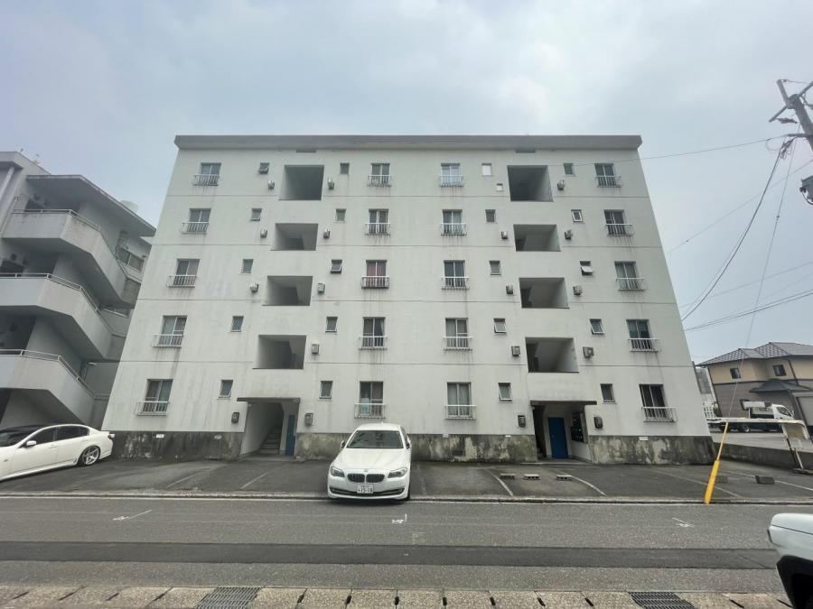 3DK apartment in Oita, Oita - Photo 1