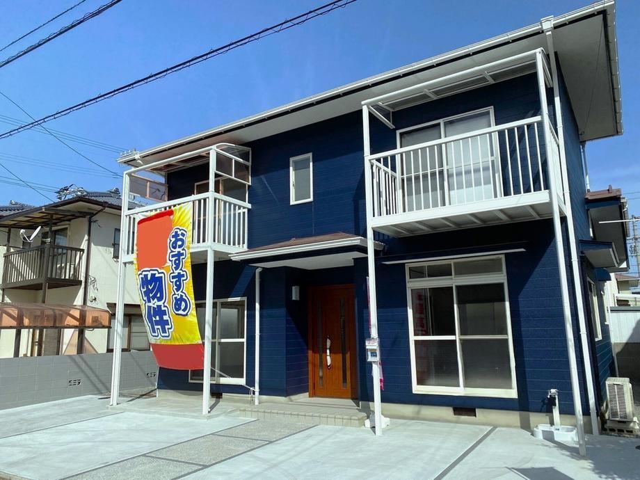 3LDK house in Matsuyama, Ehime - Photo 1