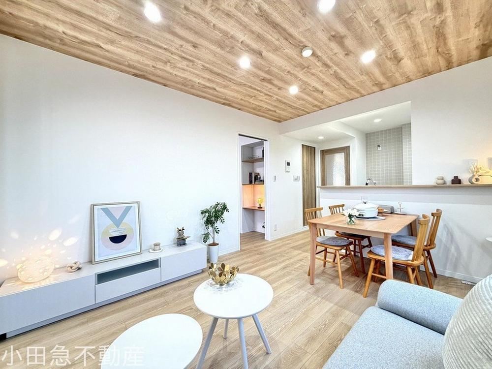 Renovated 3LDK Apartment in Ebina - Photo 1