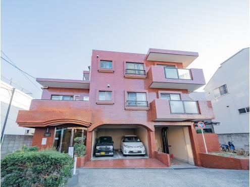 2LDK Apartment in Higashishinmachi, Tokyo - Photo 1