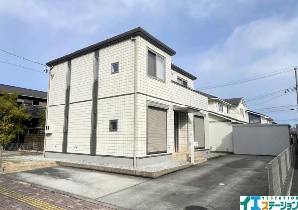 Comfortable 4LDK Home with Full Air Conditioning - Photo 1