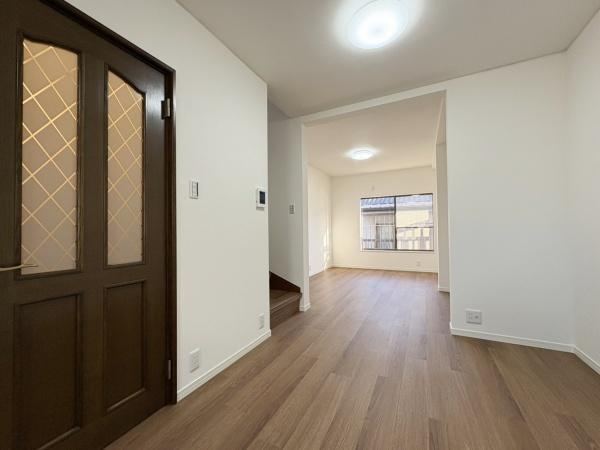 Renovated 3LDK House in Umezu Hiraki - Photo 1