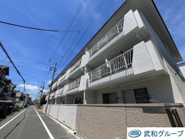 4DK apartment in Asahi Ward, Osaka - Photo 1