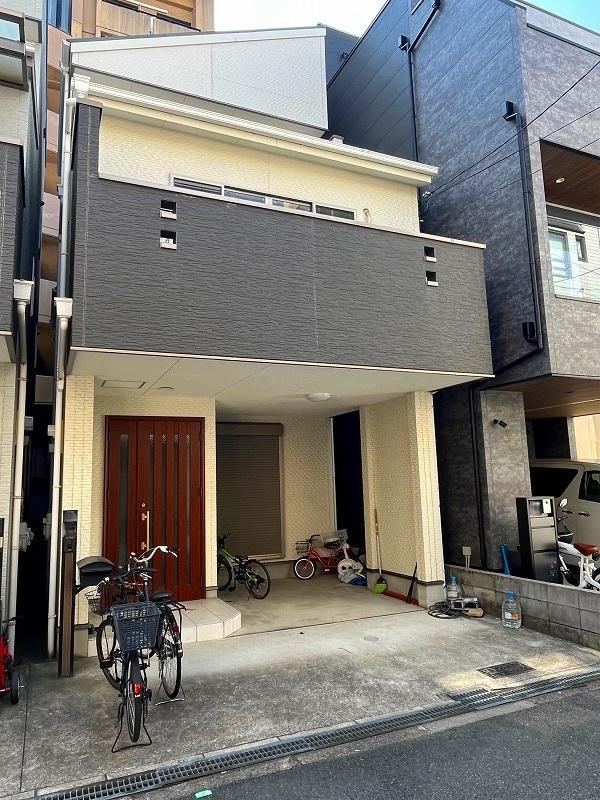 4LDK house in Tennoji Ward, Osaka - Photo 1