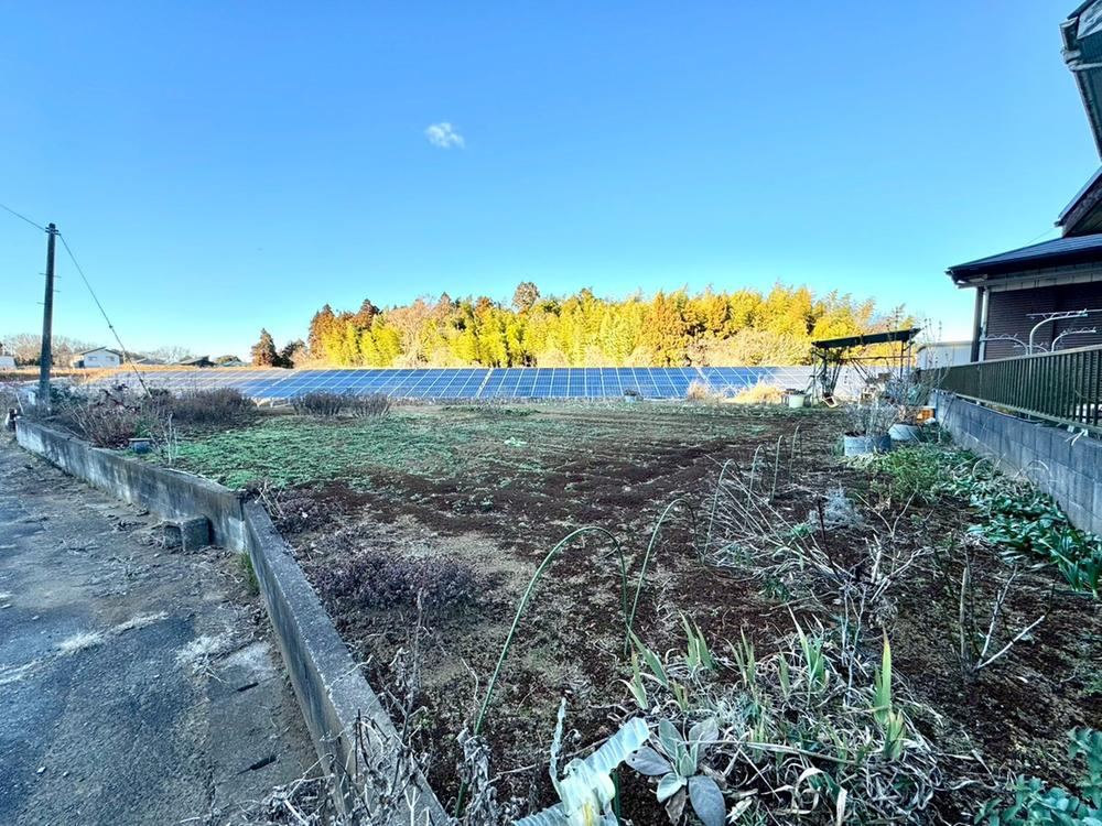 Land Without Building Conditions - Photo 1