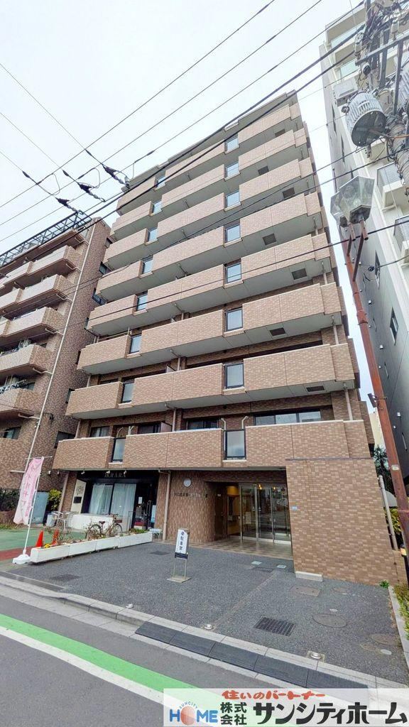 Convenient 2LDK Apartment Steps from the Station - Photo 1