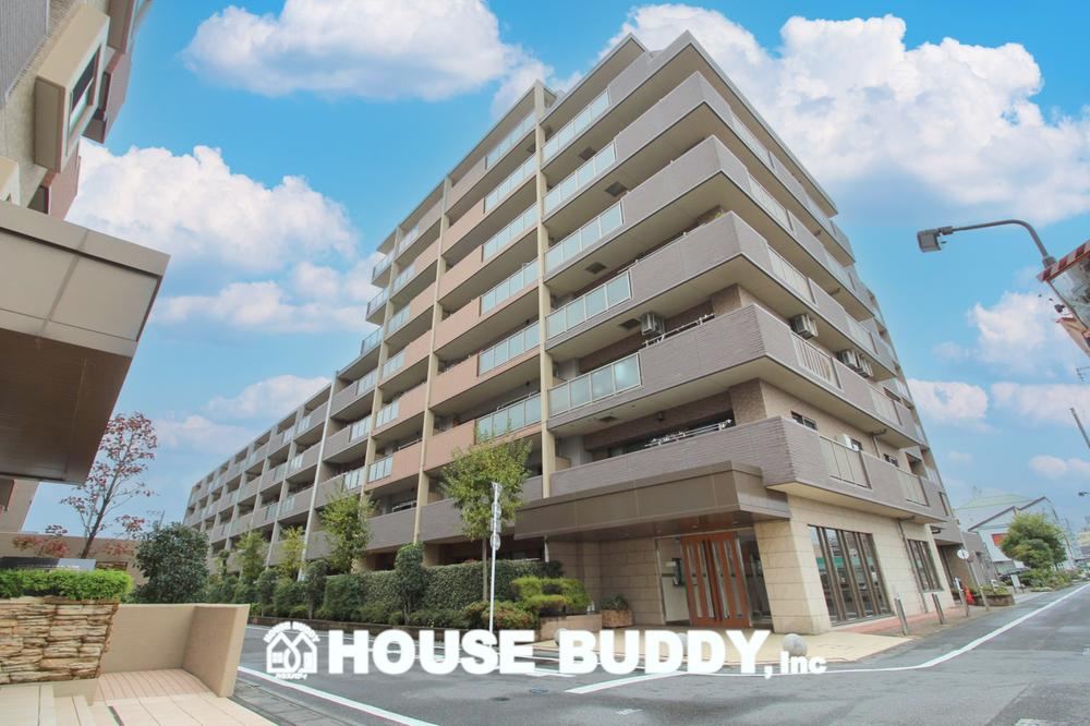 Pet-Friendly 3LDK Apartment Near Fukusa Station - Photo 1