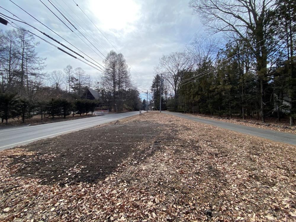 334 m² land in Karuizawa, Kitasaku District, Nagano - Photo 1