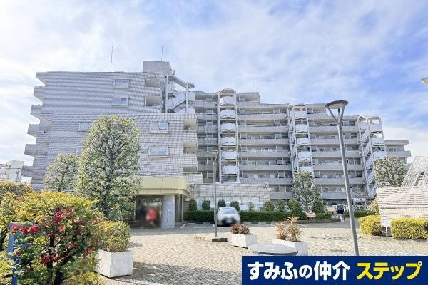 Spacious 3LDK Apartment in Tachikawa - Photo 1