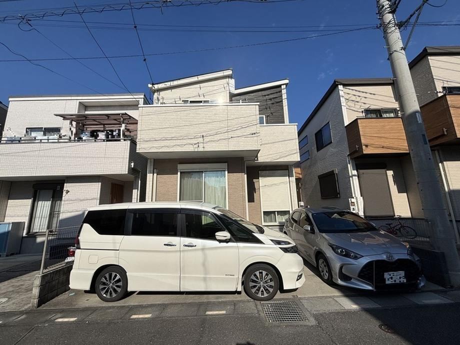 Spacious 4LDK House Built in 2017 in Kawaguchi - Photo 1