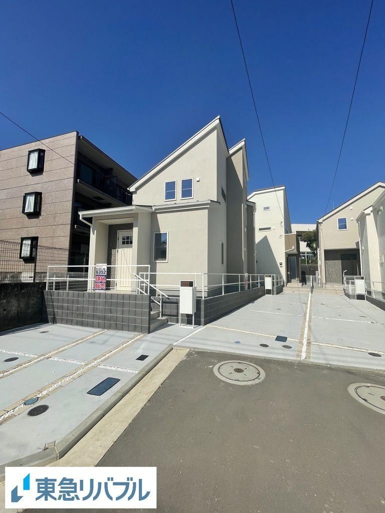 Newly Built 3LDK Home in Akihacho, Totsuka - Photo 1