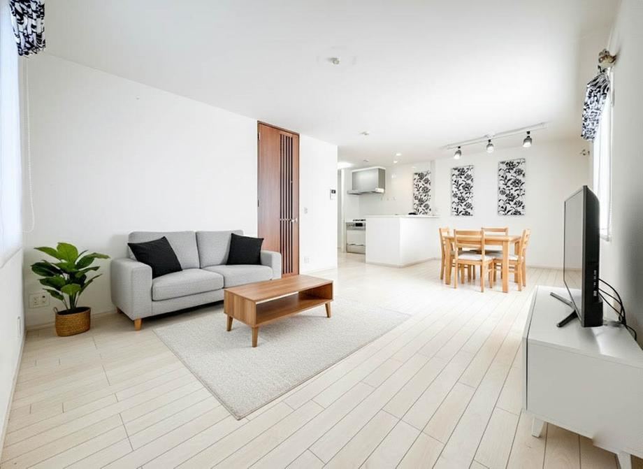 Stylish 2LDK House in Minuma, Saitama - Photo 1